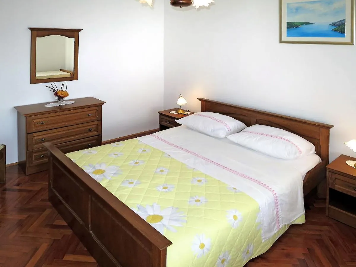Apartment Rosa - Lbn380 By Interhome